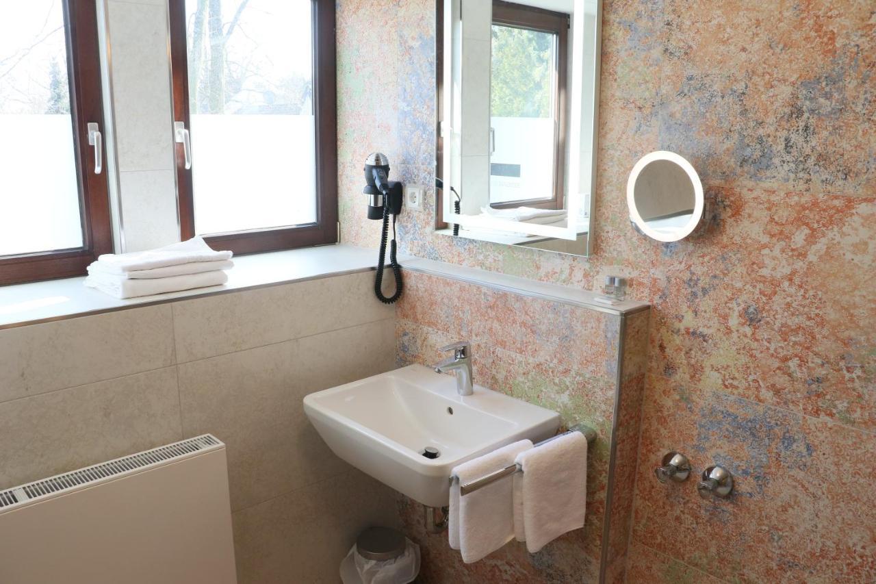 Landhaus Sassenhof Mülheim an der Ruhr Екстериор снимка